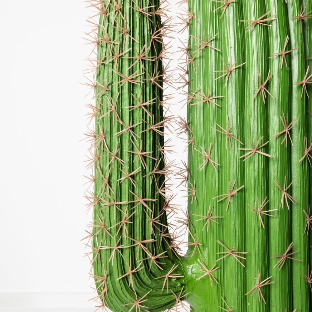 Planta artificial cactus Euphorbia 3 ramas 178 cm, diseño escultural y realista con detalles naturales, ideal para decoración de interiores y exteriores protegidos.